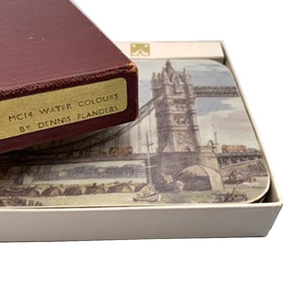 Vintage 8 Coaster Set London Landmarks Tower Bridge Windsor Castle Parliament - Picture 2 of 8